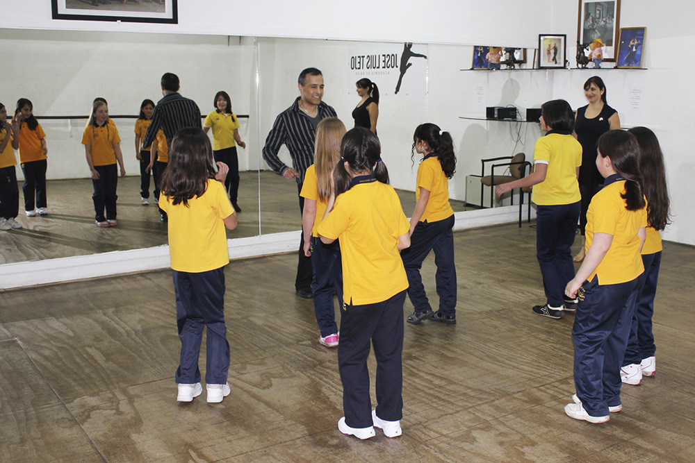 Taller de Danza visitó Academia de <br>José Luis Tejo