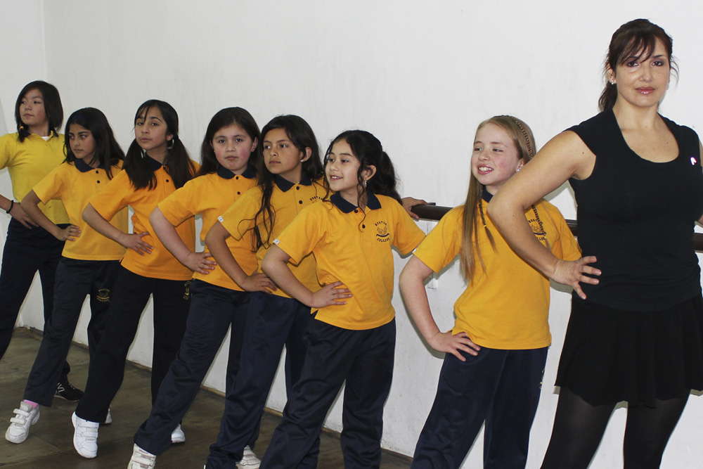 Taller de Danza visitó Academia de <br>José Luis Tejo